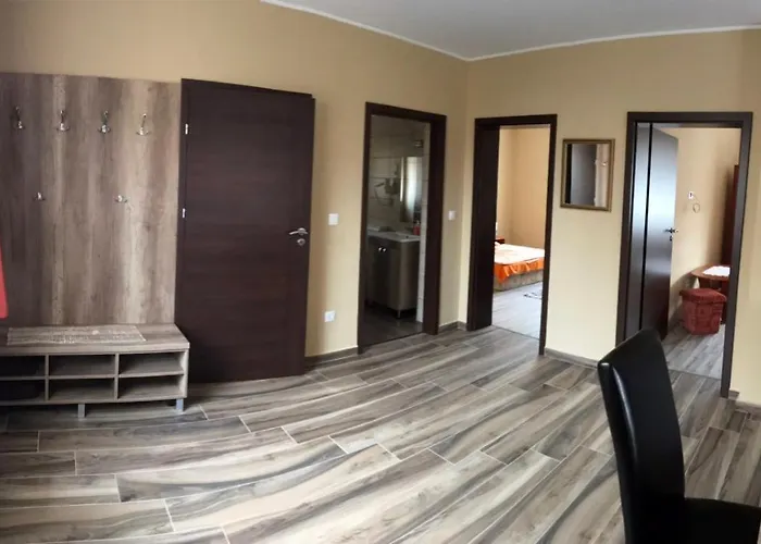 Adrienn Apartman